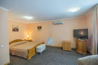 Гостиница Саратовская Саратов Superior room-2